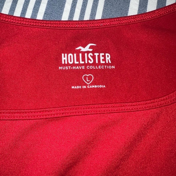 hollister long sleeve - Picture 2 of 2